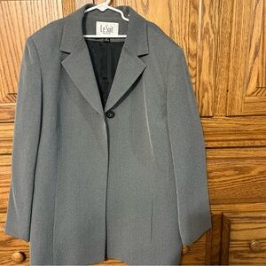 Le Suit Women's Gray Blazer, Blouse and pants